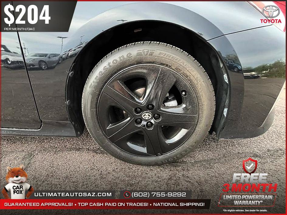 Used 2016 Toyota Prius Three Touring FWD image 19