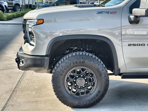 Used 2026 Chevrolet Silverado 2500 ZR2 w/ ZR2 Bison Edition AWD/4WD image 10