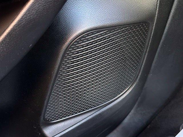 Used 2026 Chrysler Pacifica Select FWD image 19