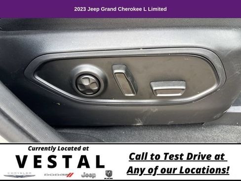 Used 2023 Jeep Grand Cherokee L Limited w/ Black Appearance Package AWD/4WD image 30