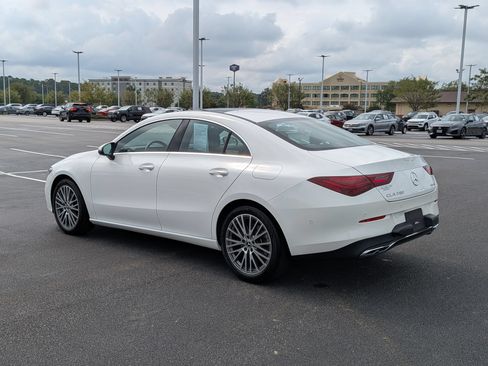 Used 2025 Mercedes-Benz CLA 250 4MATIC image 5