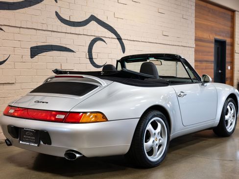 Used 1998 Porsche 911 Carrera image 18