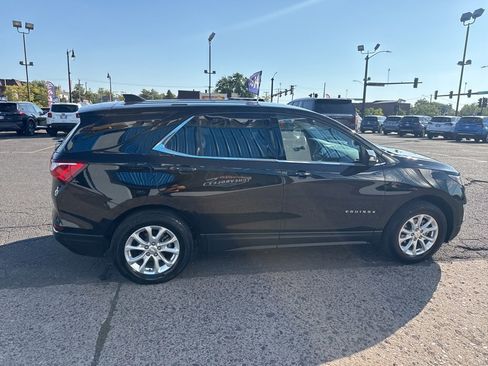Used 2018 Chevrolet Equinox LT image 8