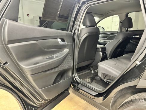 Certified 2023 Hyundai Santa Fe SE FWD image 19