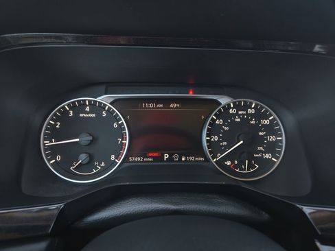 Used 2024 Nissan Pathfinder SV AWD/4WD image 22