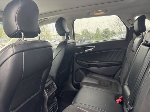 Used 2016 Ford Edge Sport w/ Equipment Group 401A AWD/4WD image 17
