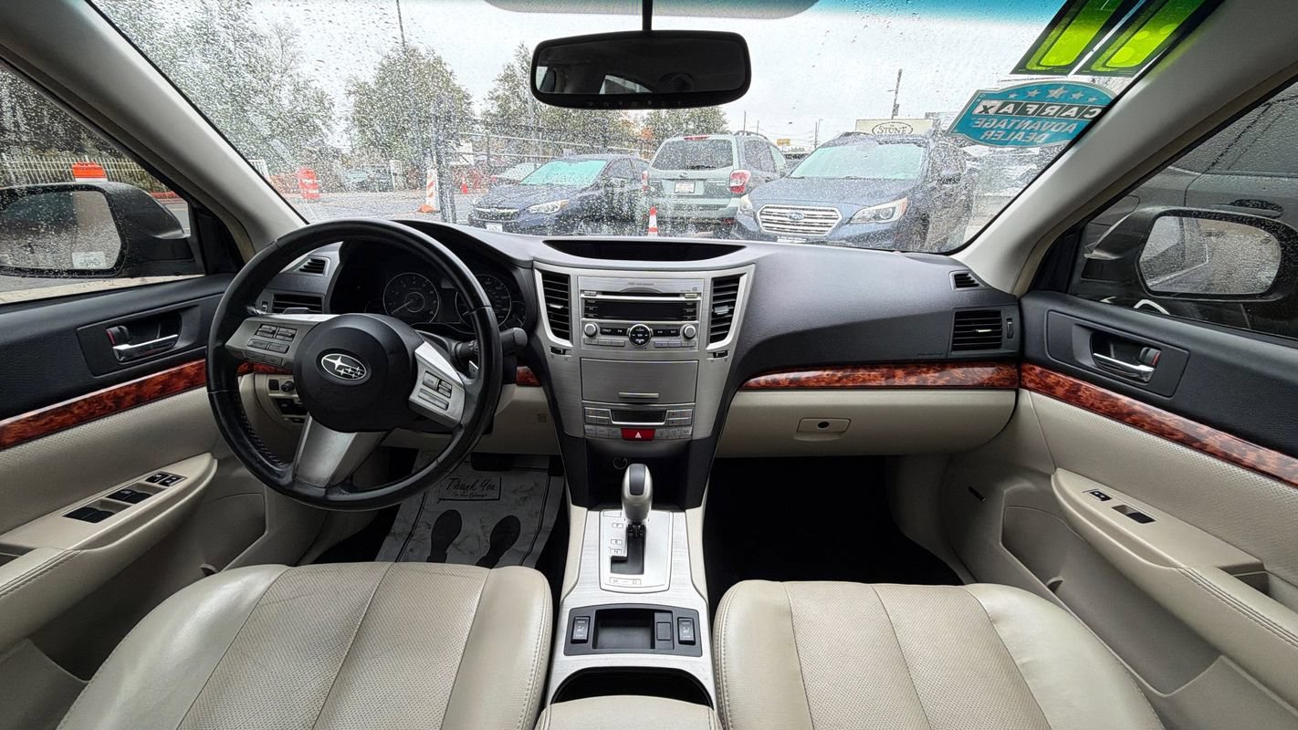 Used 2011 Subaru Legacy 2.5i Limited w/ Popular Equipment Group 1B AWD/4WD image 17