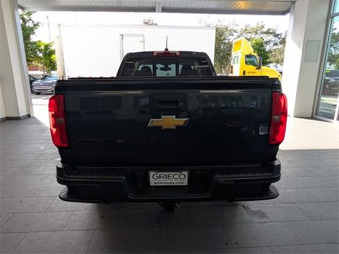 Used 2018 Chevrolet Colorado LT w/ LT Convenience Package image 10