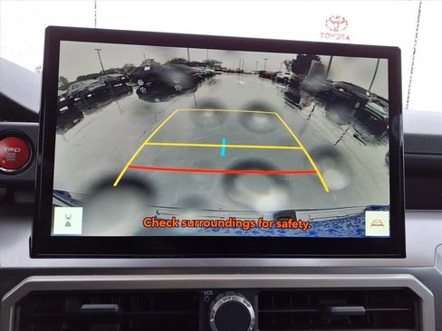 Used 2024 Toyota Tacoma TRD Sport image 41