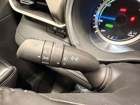 Used 2024 Toyota Highlander XLE AWD/4WD image 27