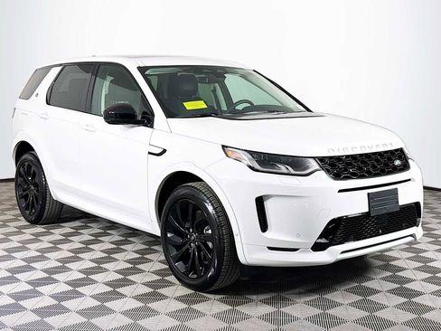 Used 2024 Land Rover Discovery Sport S image 3