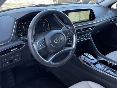 Used 2023 Hyundai Sonata Limited image 12