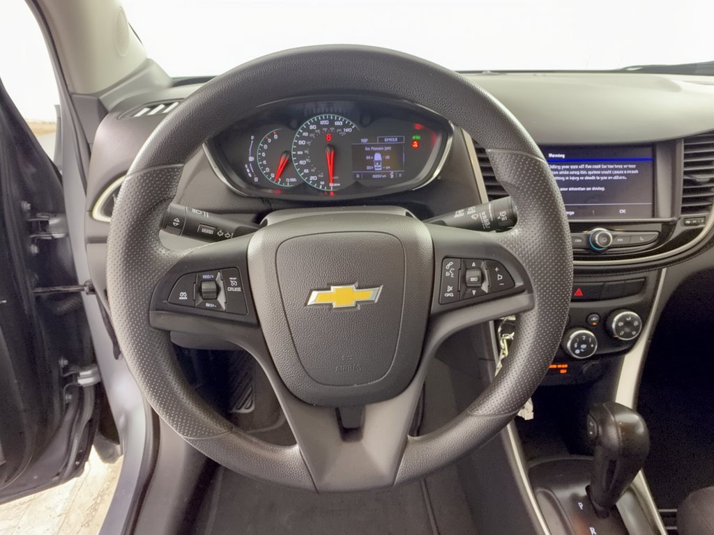 Used 2020 Chevrolet Trax LS w/ Tint and Cruise Package FWD image 10