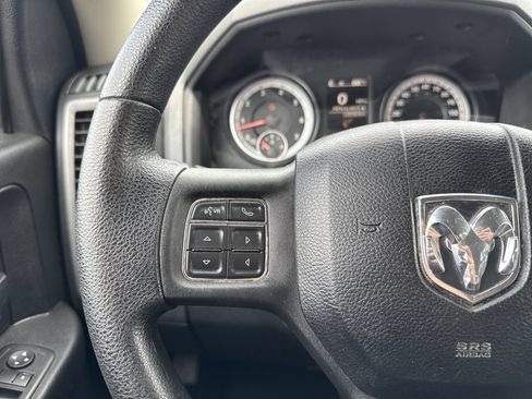 Used 2015 RAM 1500 Express AWD/4WD image 17