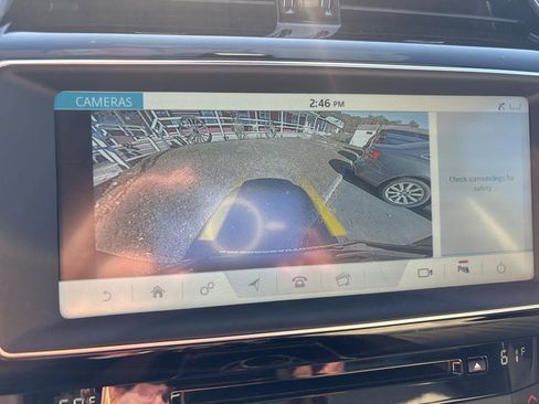 Used 2020 Jaguar F-PACE Portfolio image 15