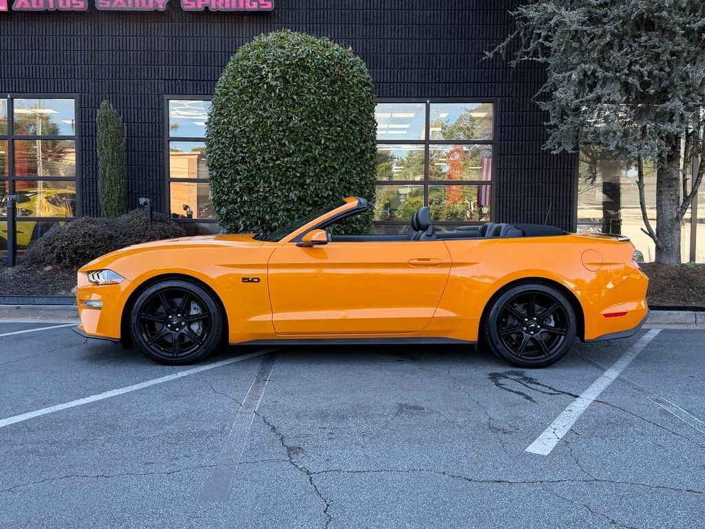 Used 2018 Ford Mustang GT Premium w/ Equipment Group 401A RWD image 9