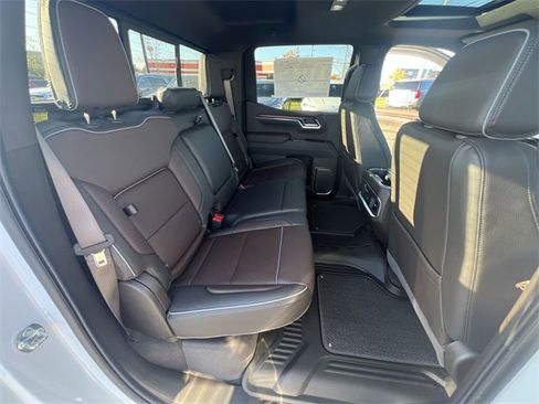 New 2026 GMC Sierra 1500 Denali w/ Denali Reserve Package image 12