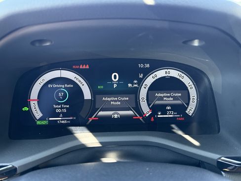 Used 2025 Toyota Camry XLE FWD image 16