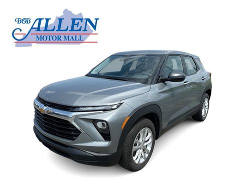 Used 2024 Chevrolet TrailBlazer LS FWD image 1