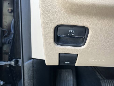 Used 2021 Jeep Grand Cherokee L Limited w/ MOPAR Finishing Package image 20