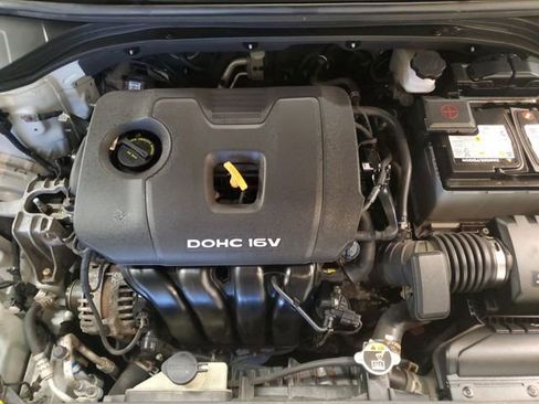 Used 2018 Hyundai Elantra Value Edition image 23