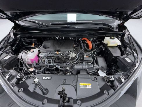 Certified 2025 Toyota Sienna XLE w/ XLE Plus Package AWD/4WD image 20