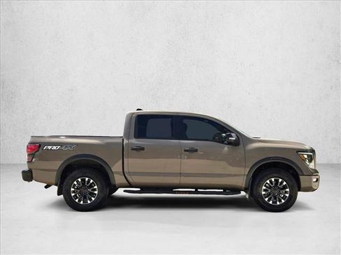 Used 2023 Nissan Titan PRO-4X w/ Pro-4x Convenience Package AWD/4WD image 4