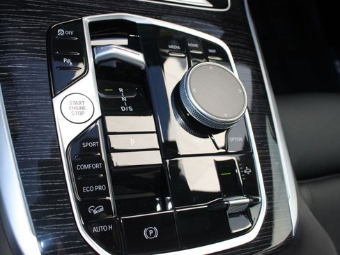 New 2026 BMW X7 xDrive40i image 18