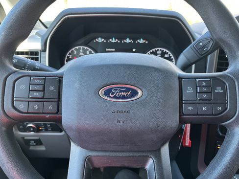 Used 2021 Ford F150 XLT image 12