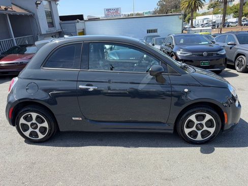 Used 2018 FIAT 500 e FWD image 4