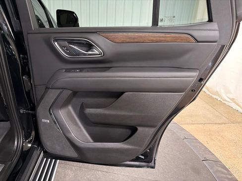 Certified 2023 Chevrolet Tahoe High Country AWD/4WD image 18