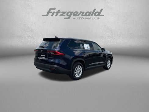 Used 2024 Toyota Grand Highlander AWD image 8