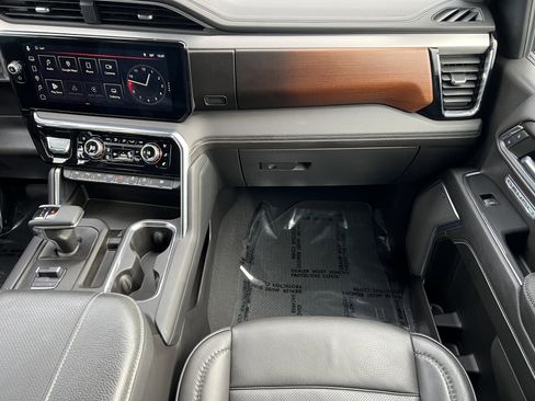 Used 2024 GMC Sierra 1500 Denali w/ Denali Reserve Package image 35