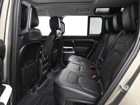 Used 2020 Land Rover Defender 110 HSE AWD/4WD image 17