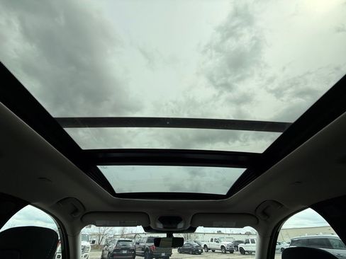 Certified 2026 INFINITI QX60 Luxe w/ Family Package image 12