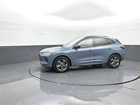 Certified 2023 Ford Escape ST-Line w/ Tech Pack #1 image 4