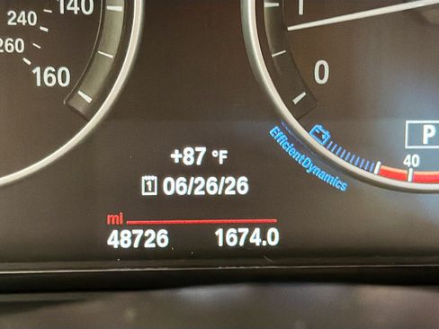 Used 2015 BMW 550i Sedan RWD image 16