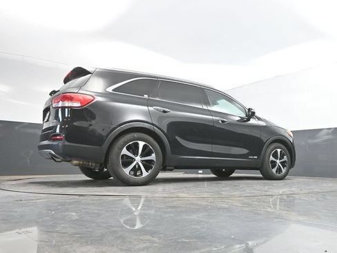Used 2018 Kia Sorento EX AWD/4WD image 43