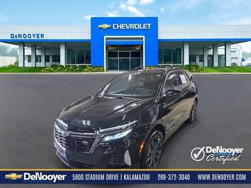 Used 2023 Chevrolet Equinox RS image 1