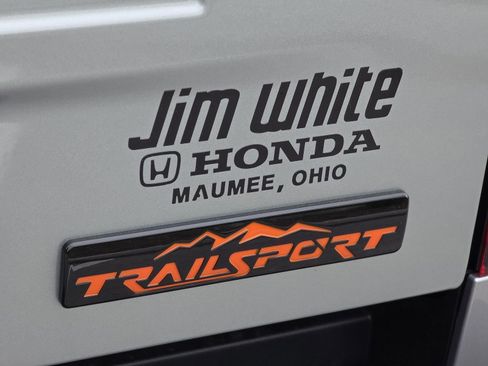 Used 2025 Honda Ridgeline TrailSport image 10