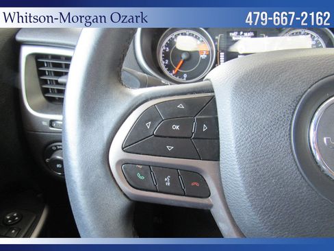 Used 2019 Jeep Cherokee Latitude Plus FWD image 38