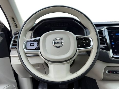 Used 2023 Volvo XC90 B6 Plus w/ Protection Package Premier AWD/4WD image 12