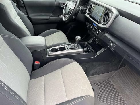 Used 2023 Toyota Tacoma TRD Off-Road AWD/4WD image 21