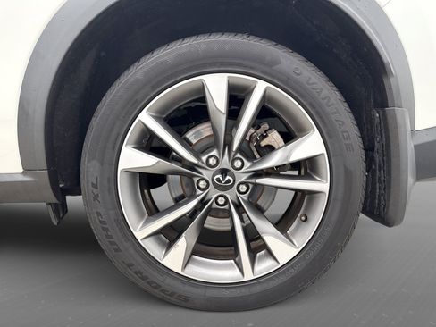 Used 2023 INFINITI QX60 Luxe w/ Performance Audio Package AWD/4WD image 13