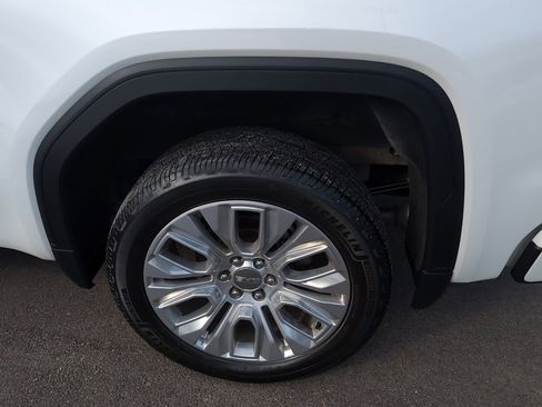 Used 2021 GMC Sierra 1500 Denali w/ Denali Ultimate Package image 17