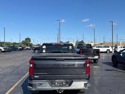 Used 2024 Chevrolet Silverado 1500 LT AWD/4WD image 12