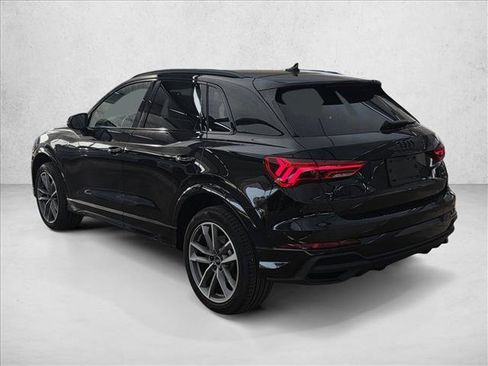 Certified 2025 Audi Q3 2.0T Premium w/ Convenience Package image 7