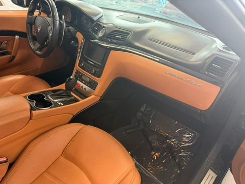 Used 2016 Maserati GranTurismo Sport RWD image 45