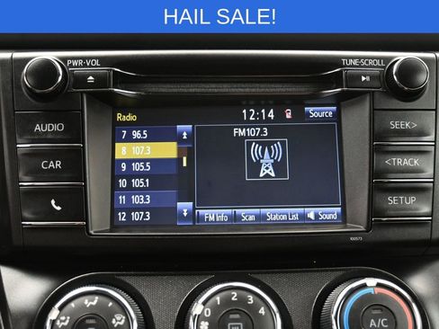 Used 2018 Toyota RAV4 LE w/ All Weather Liner Package image 19