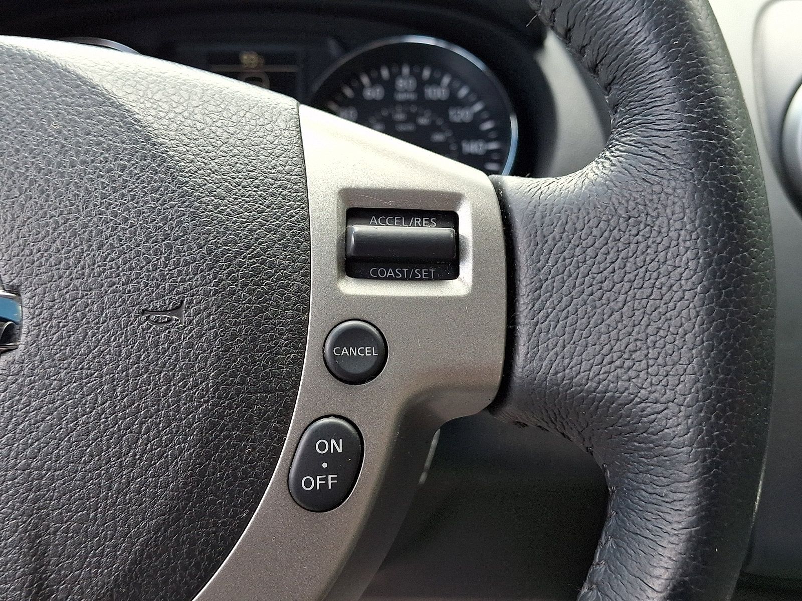Used 2013 Nissan Rogue SL AWD/4WD image 21